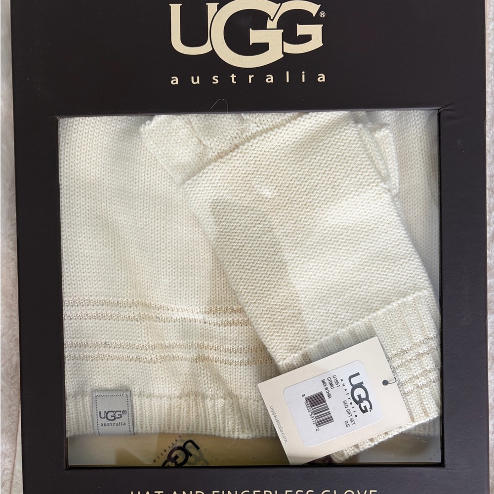 UGG Cream Knit Hat and Glove Gift Set
